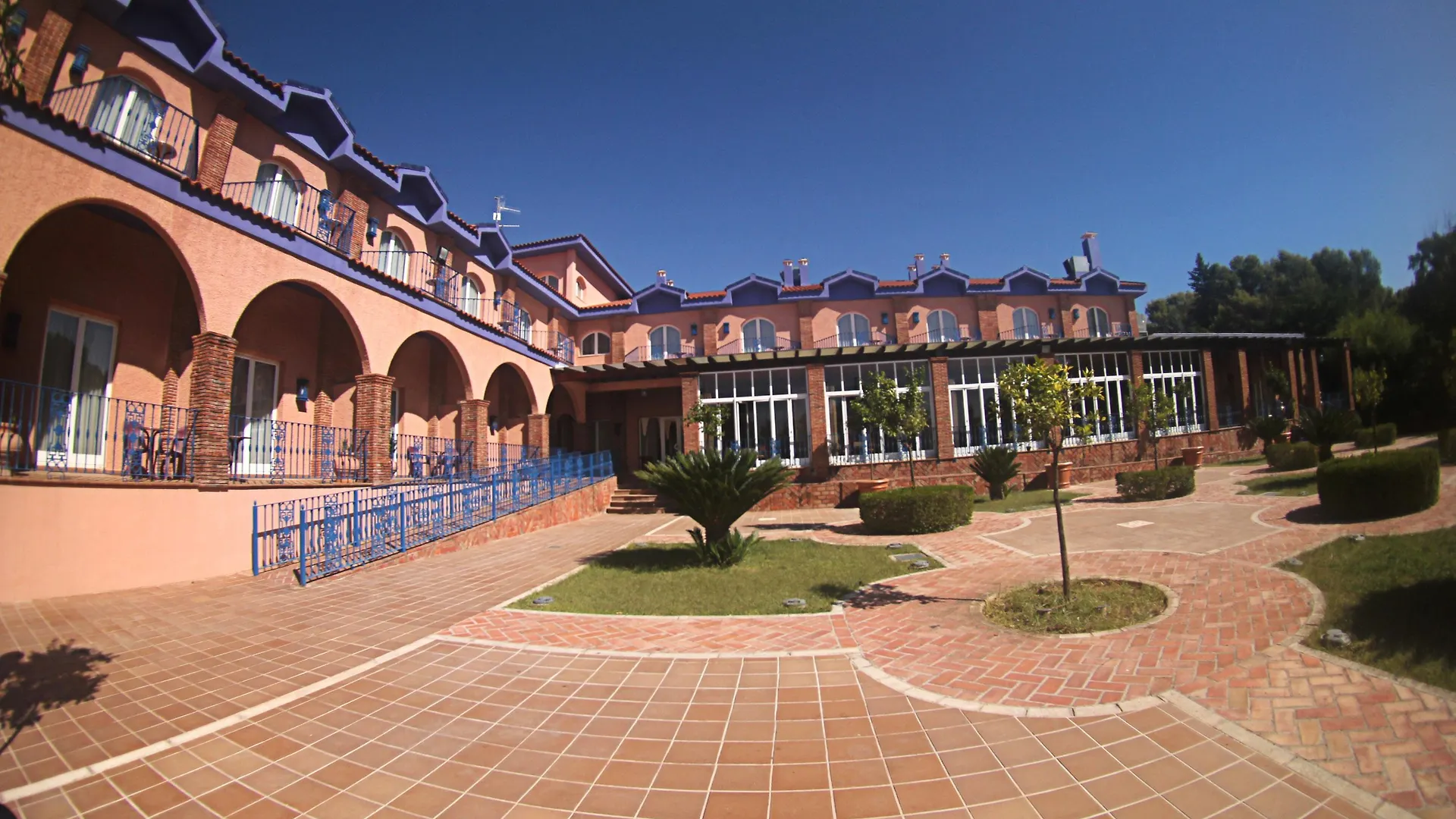 Hotel Fuente Las Piedras Cabra