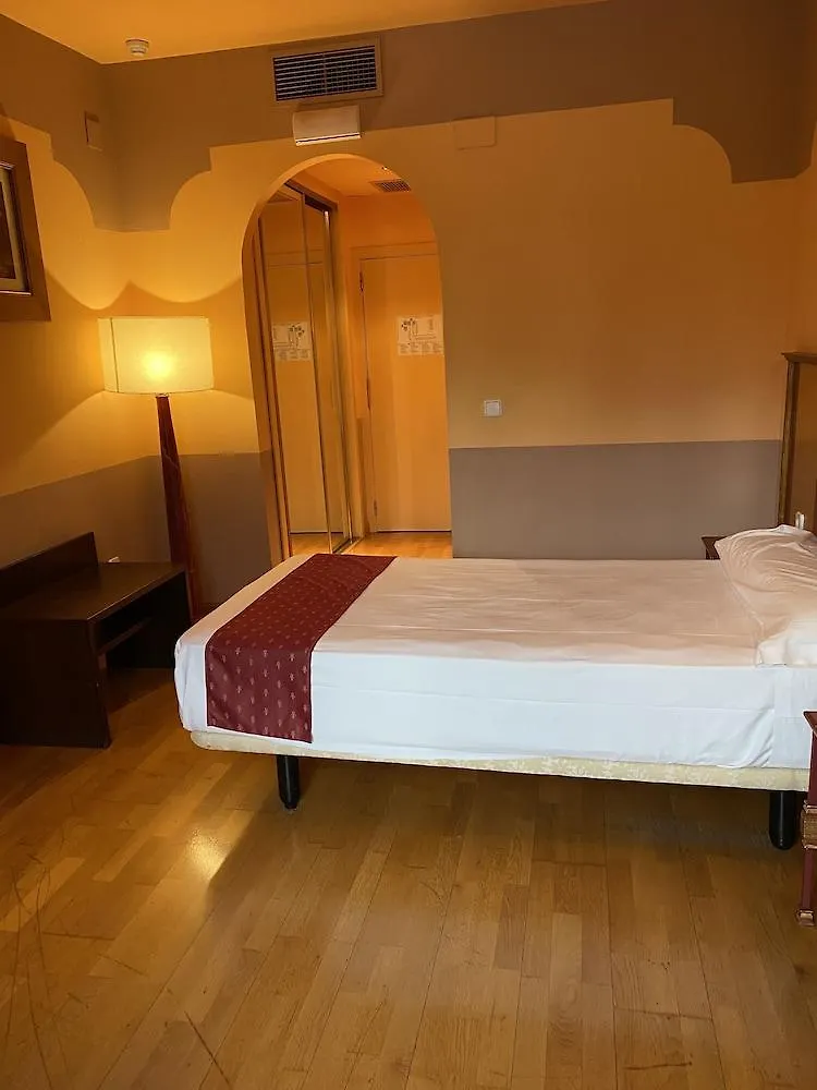 Hotel Fuente Las Piedras Cabra