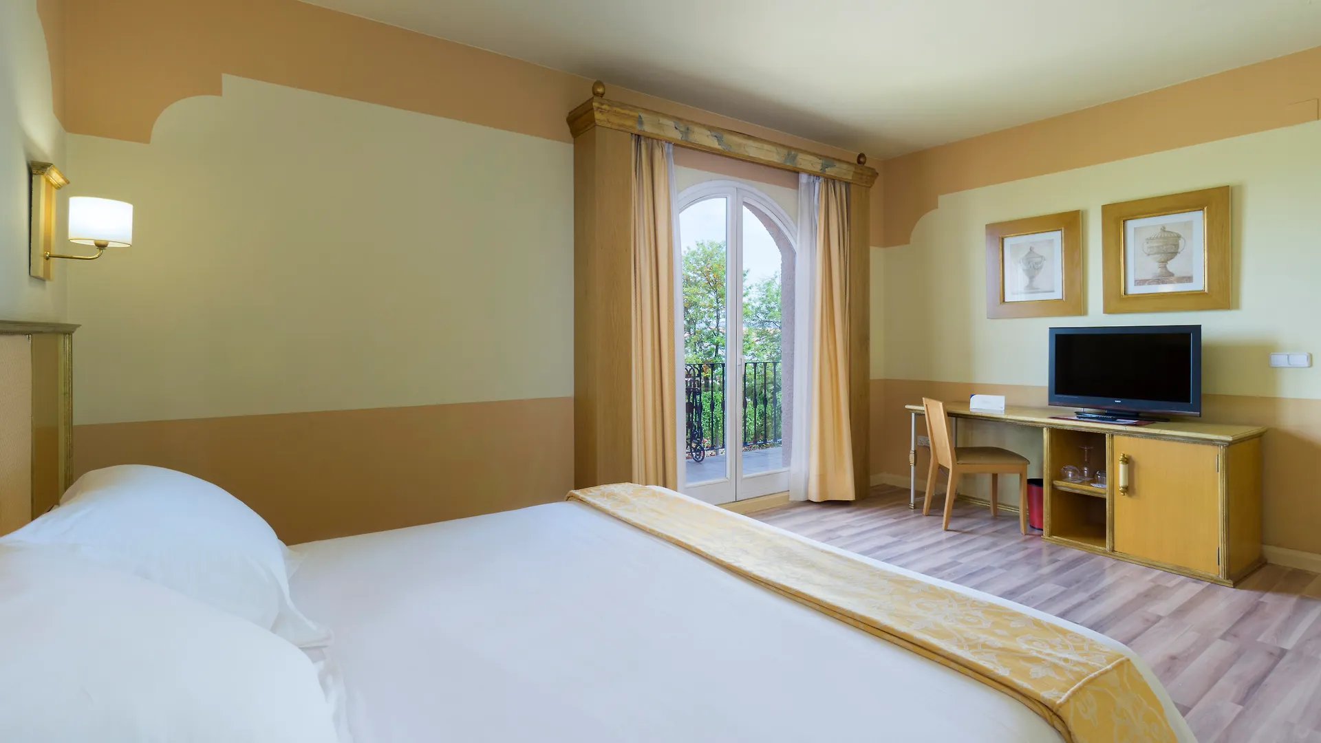 Hotel Fuente Las Piedras Cabra