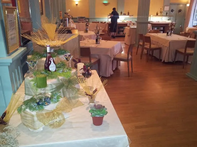 Hotel Fuente Las Piedras Cabra 4*,
