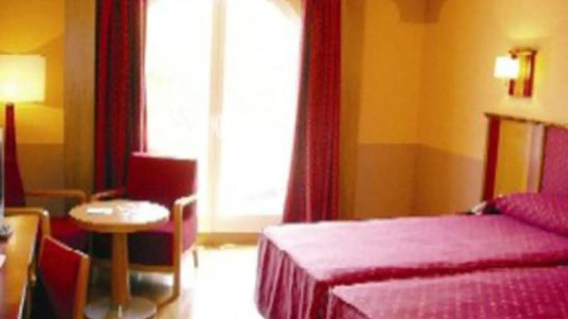 Hotel Fuente Las Piedras Cabra